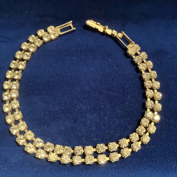 Vintage double strand diamond rhinestone bracelet - Picture 2 of 2